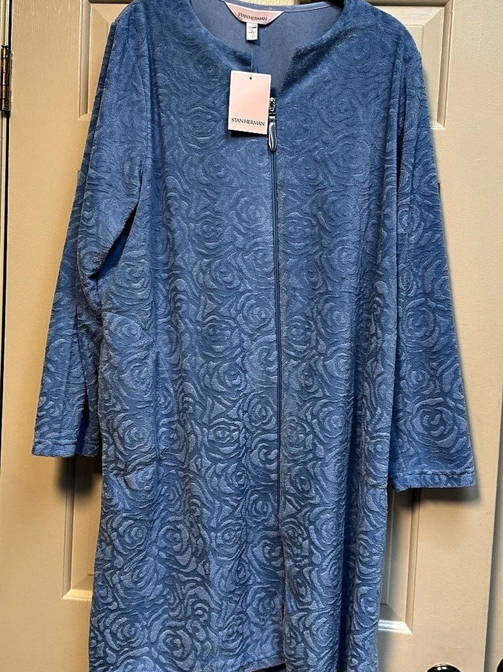Stan Herman Plush Zip Robe Blue Large Long Sleeves Knee Length